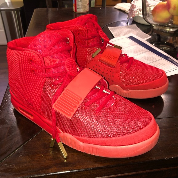 Yeezy Red October Authentic 2014 Nike Air Kanye Size 8 Sneakers Shoes - Picture 3 of 15